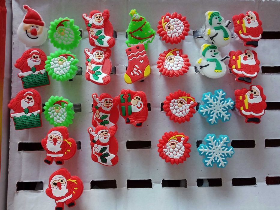 LED świecące pierścionki świąteczne dla dziewczynek Mikołajki