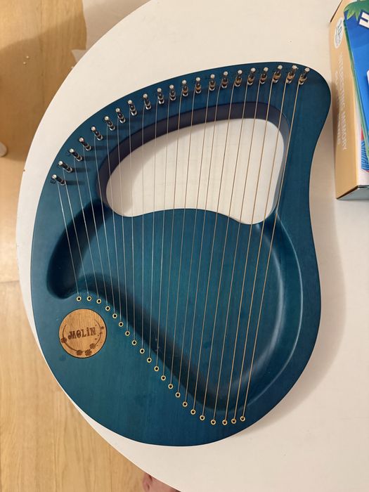 Арфа деревʼяна нова