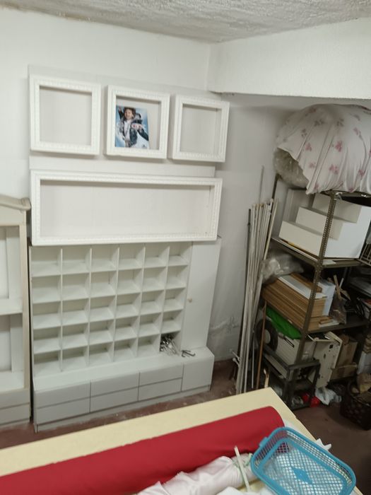 Móvel em cubos para boutique