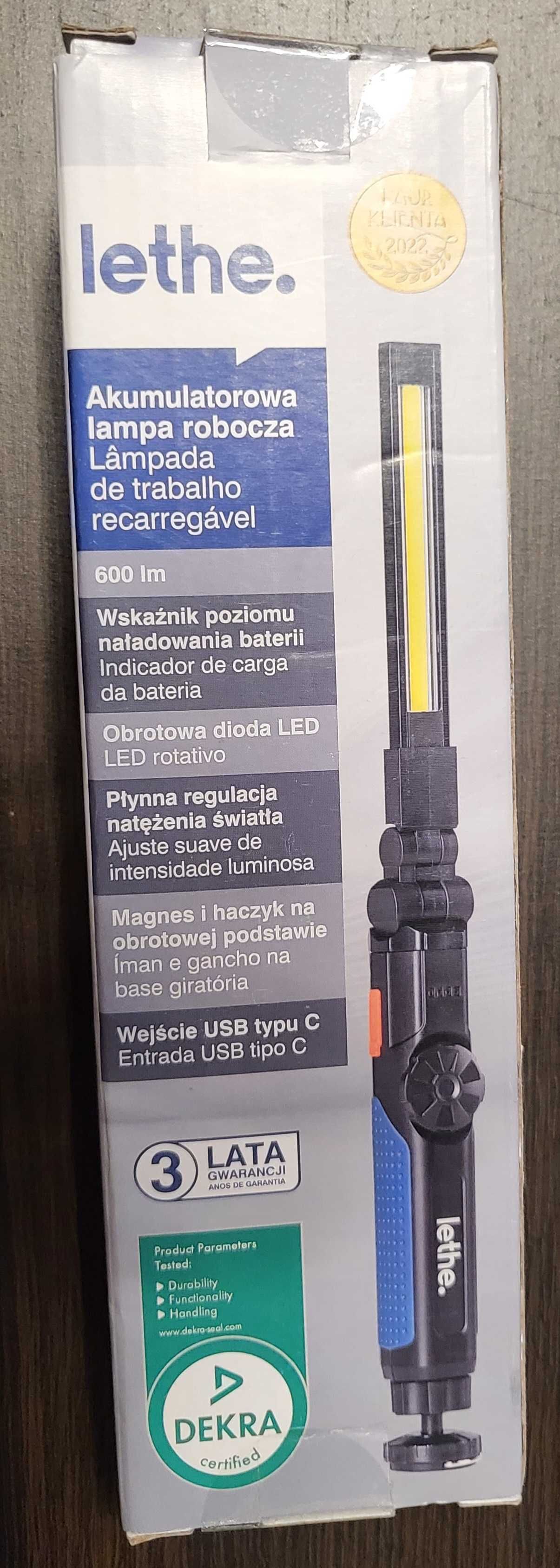 Lampa robocza latarka