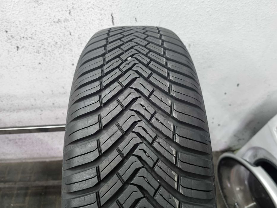 195/65/15 95H XL Continental All Season Contact Dot.0724R