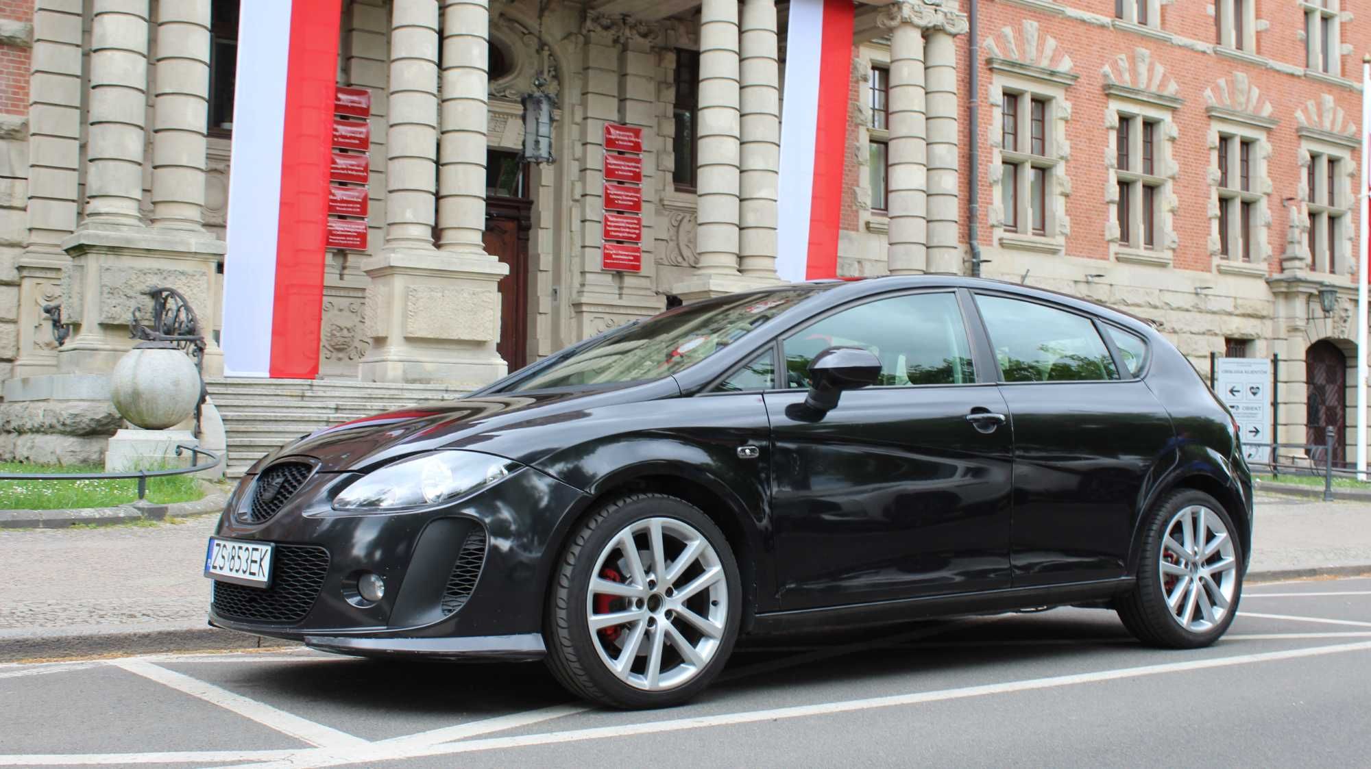 Seat LEON 1P polift ms design 12 lat w jedynch rękach
