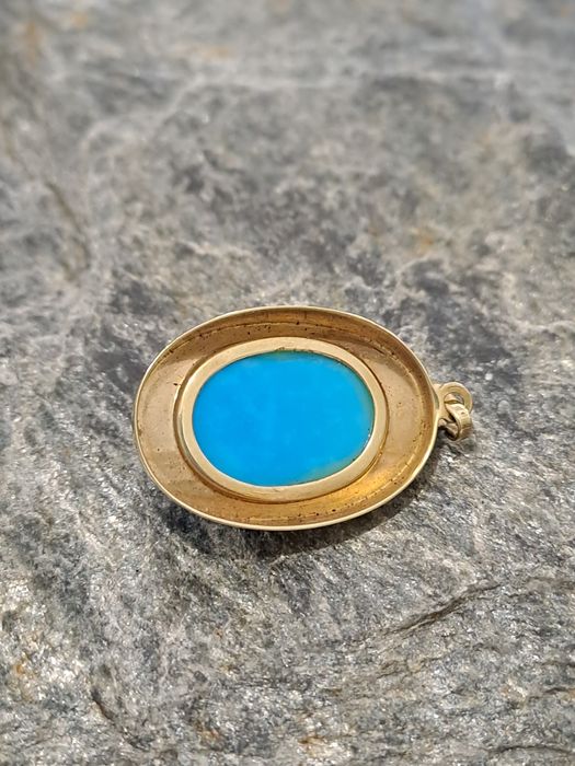 Złota zawieszka z niebieskim Kamieniem 585 używana stan bdb