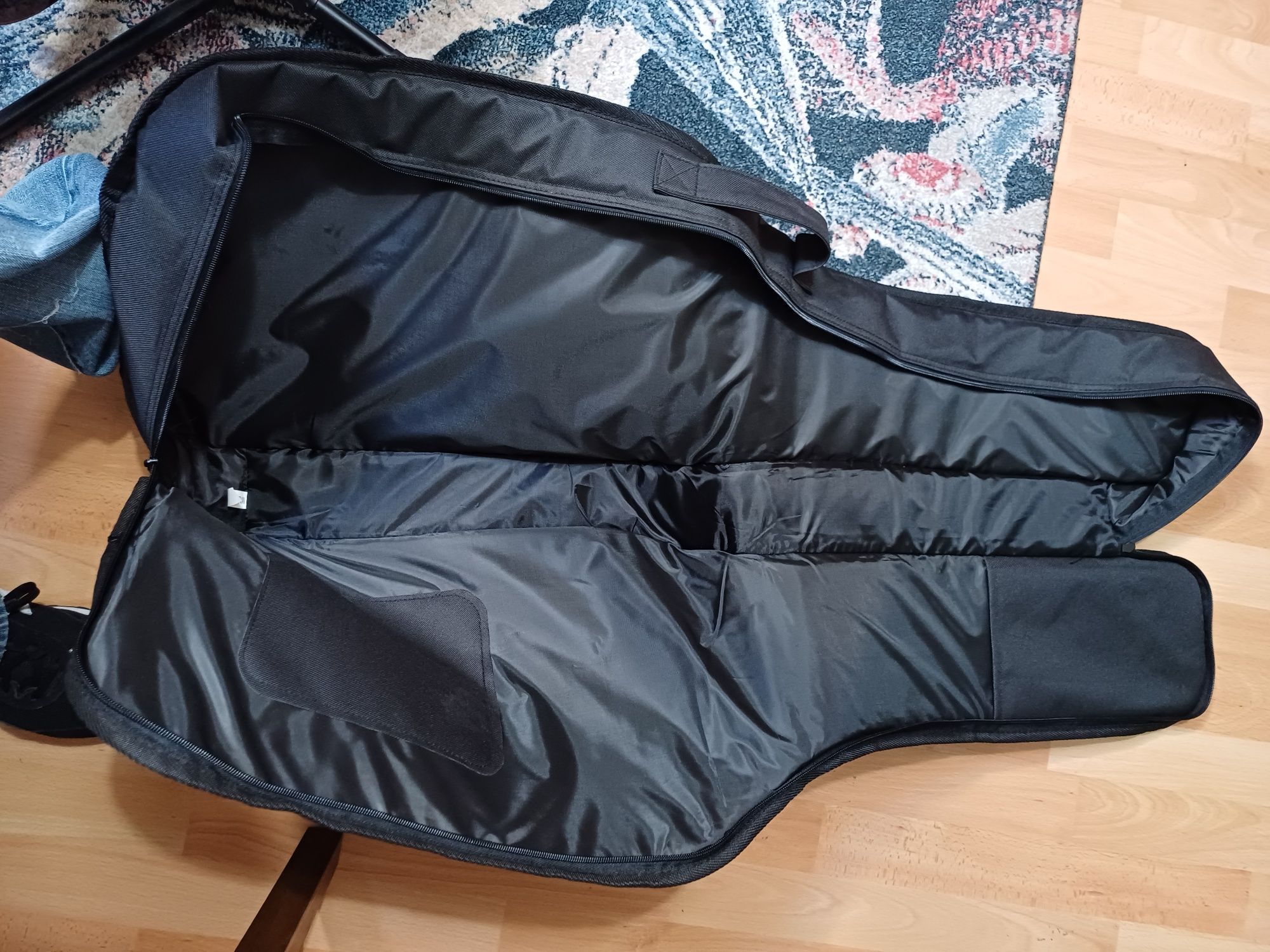 Saco guitarra  novo nunca usado