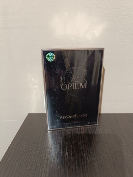 Стильні жіночі парфуми YSL Black Opium. 90 мл.