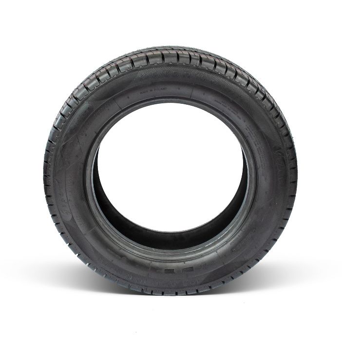 215/65R16C, ZIma , Wzmacniane BUS. 2 lata gwaranc . NOWE* 2024 rok **