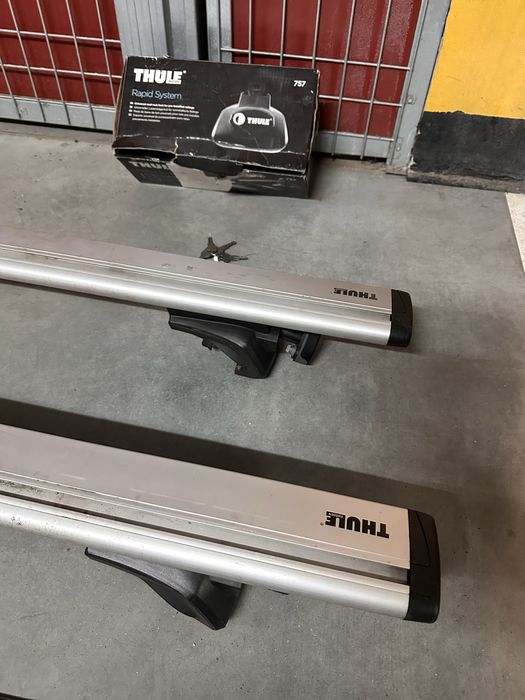 Bagażnik, belki dachowe Thule WingBar 130 cm + stopy 757