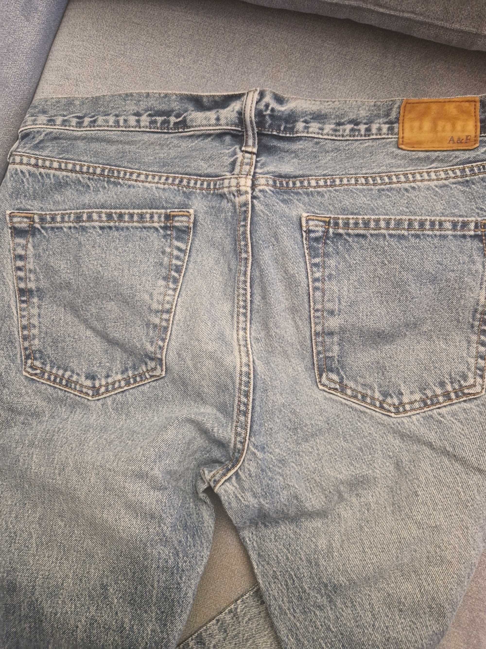 Jeansy Abercrombie 32/34