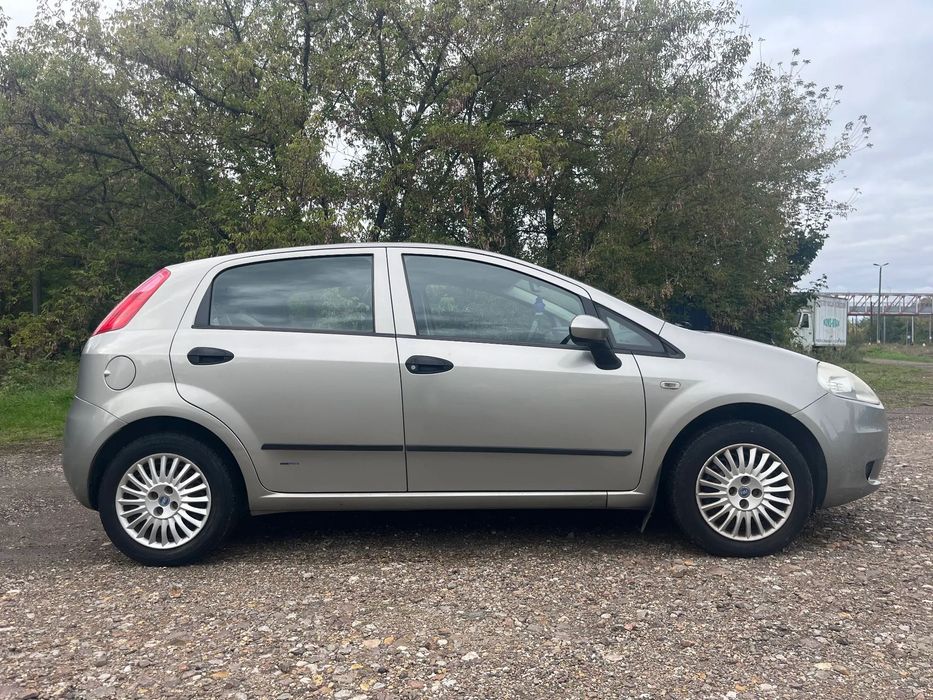 Fiat Grande Punto mały przebieg, polski salon, II właściciel