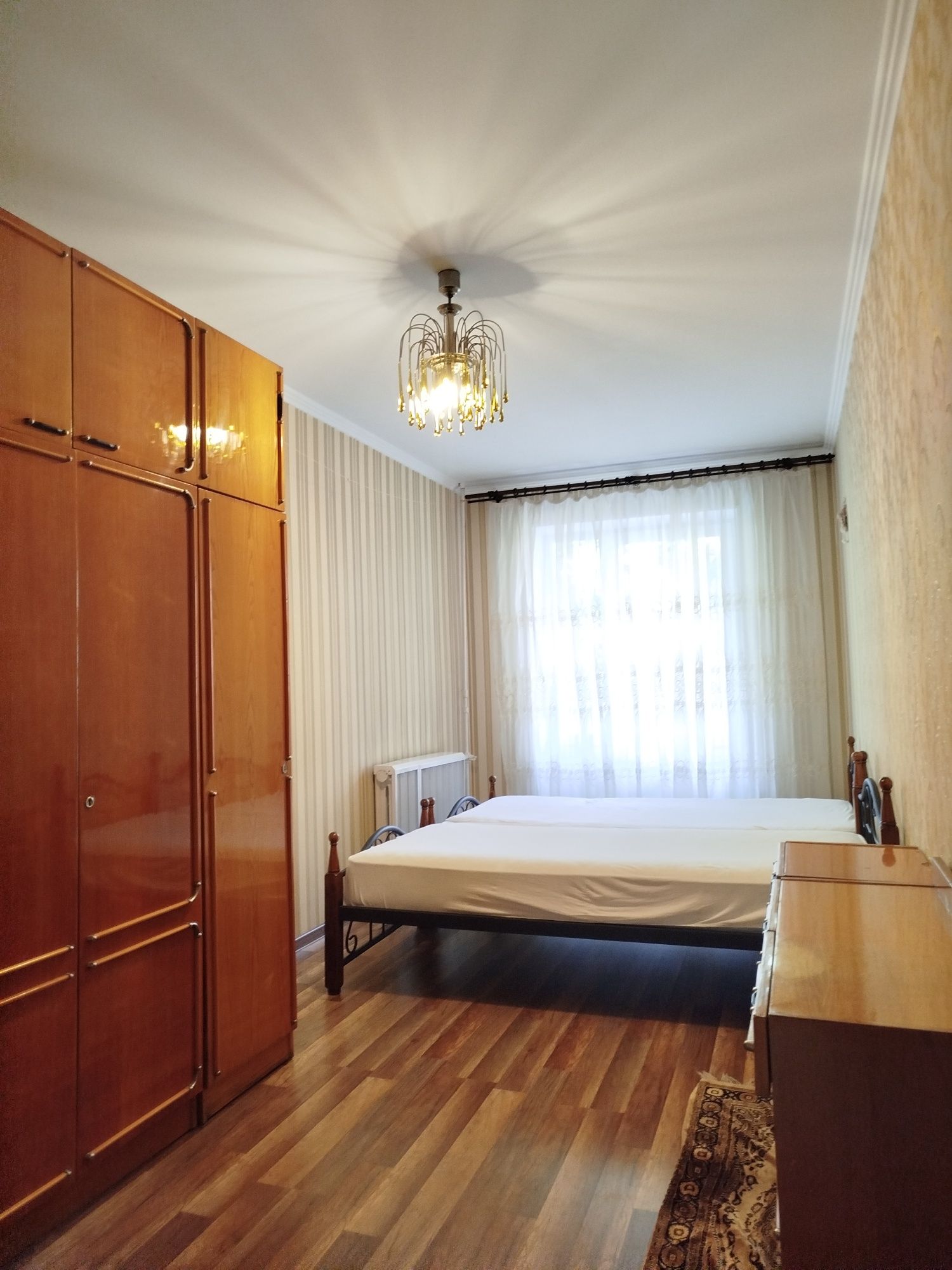 3 квартира, район ТРЦ Майдан