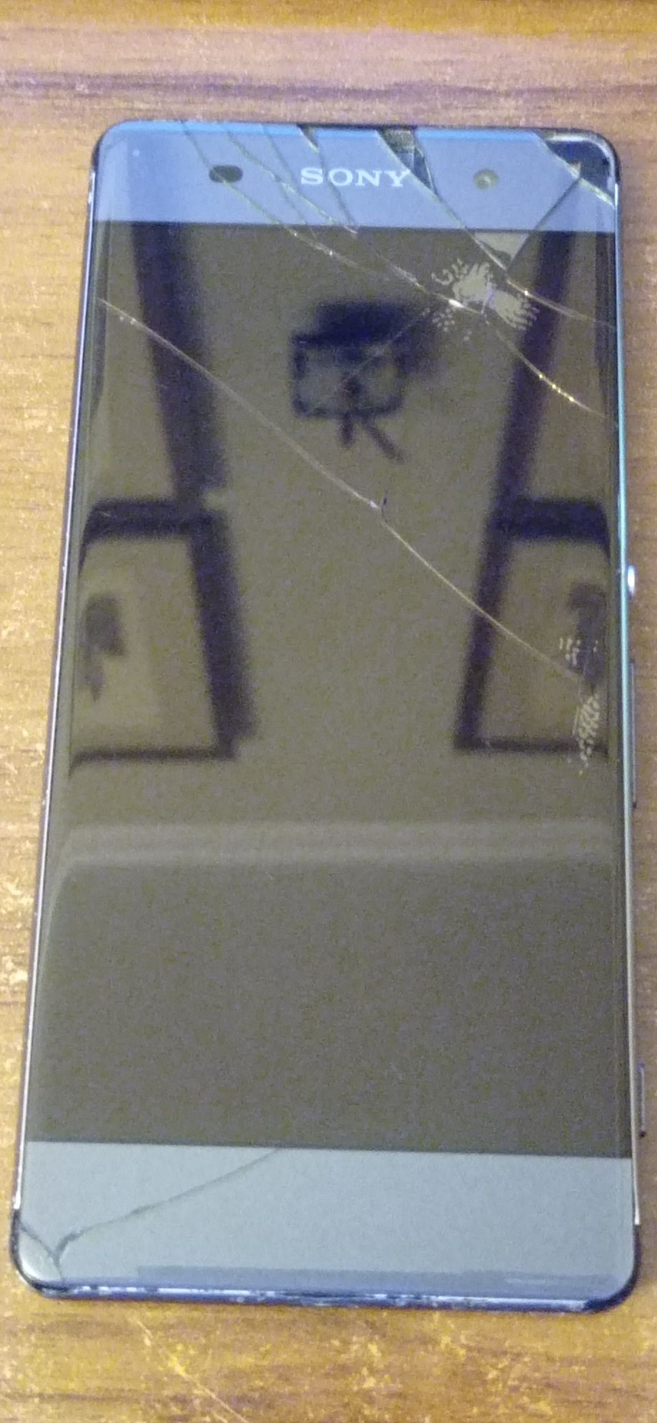 Sony Xperia XA Dual F3112 2/16, 2 сим карты. NFC. 4G