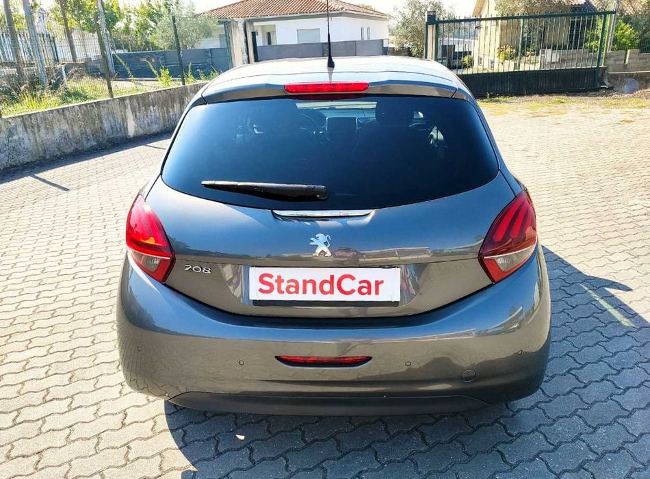 Peugeot 208 1.6HDI Style