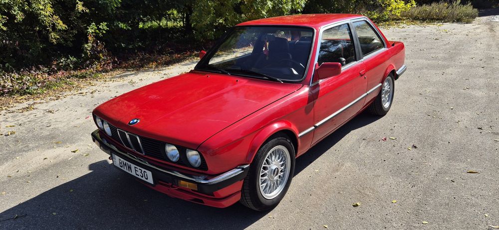 Продам BMW E30 coupe
