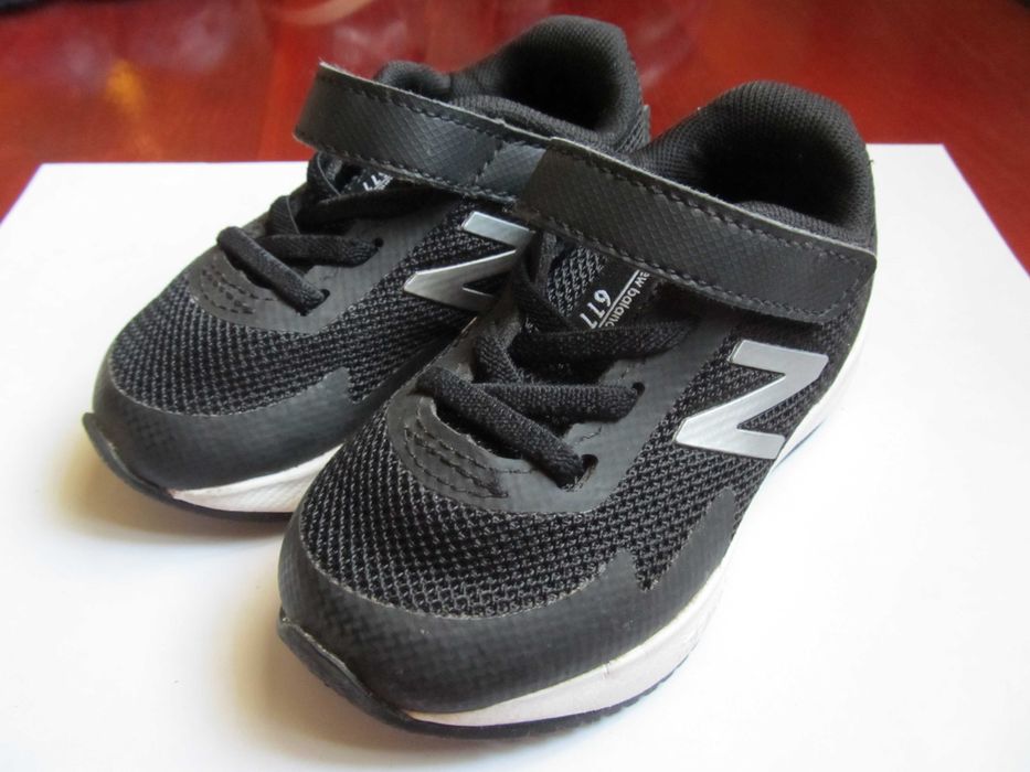 Дитячі кросівки NIKE New Balance