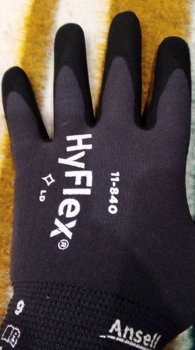 Rękawice robocze HyFlex roz. 9 szt. 20