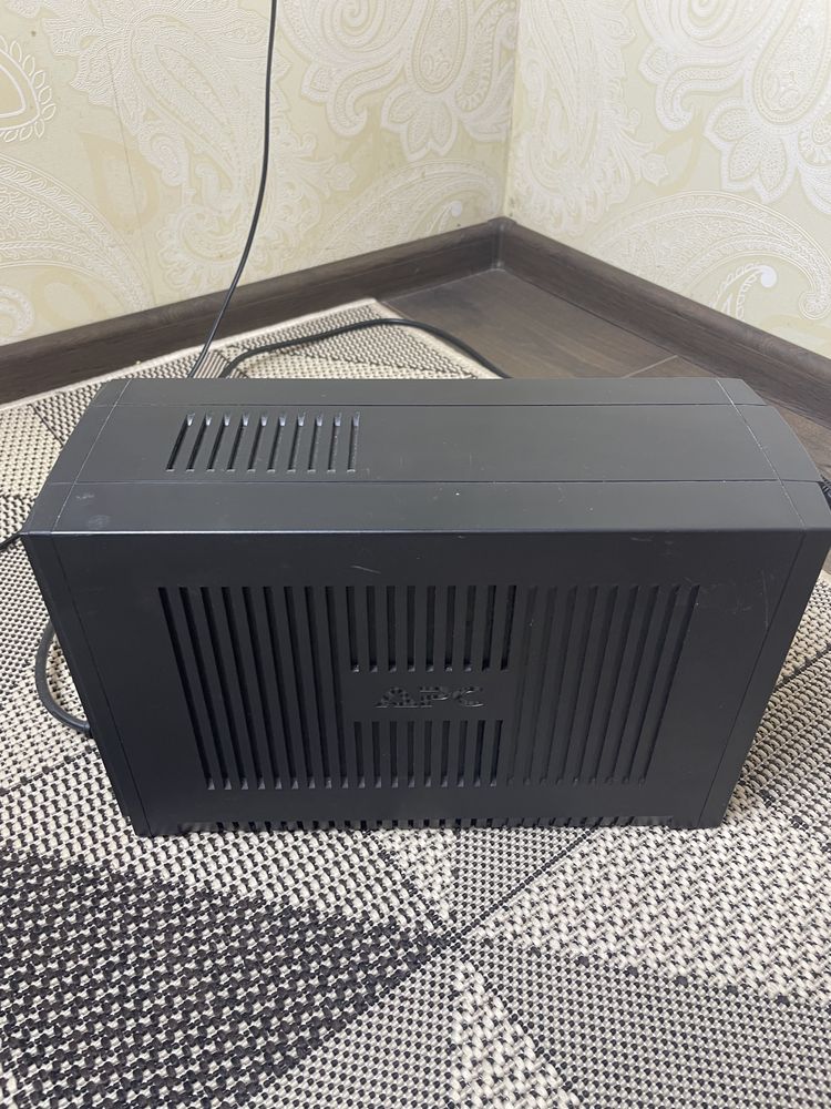 Іба APC Back-UPS 1100VA