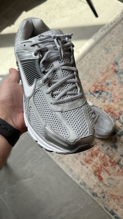 Кросівки Nike Zoom Vomero 5 “Photon Dust” оригінал