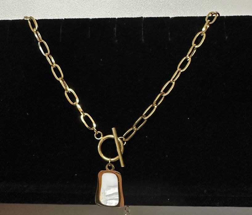 Colar em Aço Inoxidável