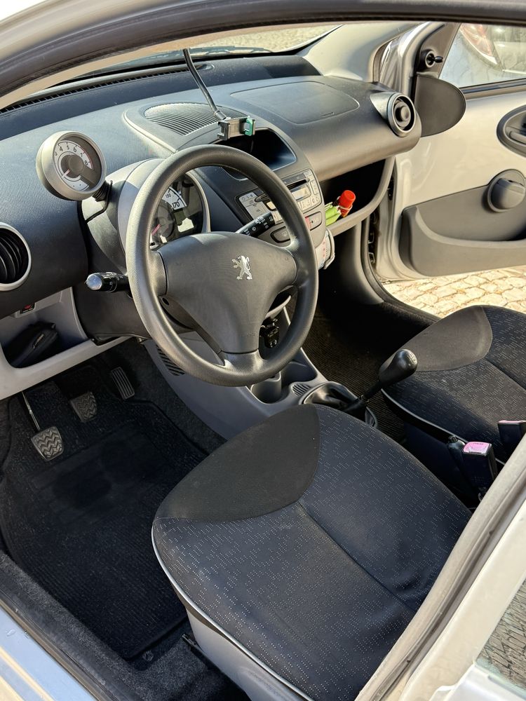 Peugeot 107 ano 2009