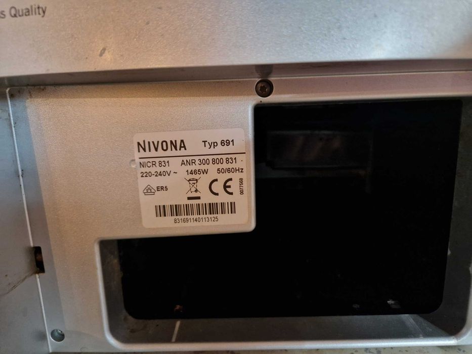 Automatyczny ekspres do kawy Nivona 831, czytaj opis.