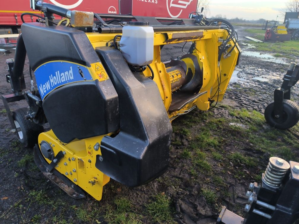Heder podbieracz New Holland