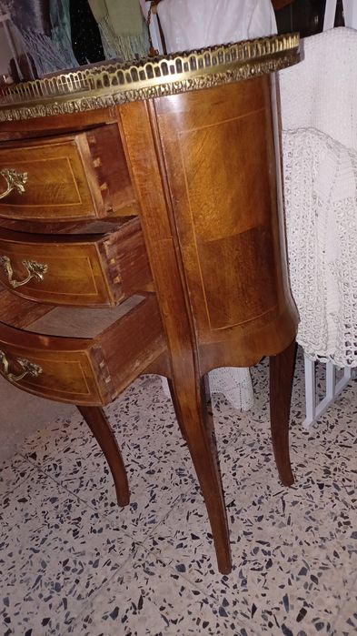 Mesa de apoio clássica