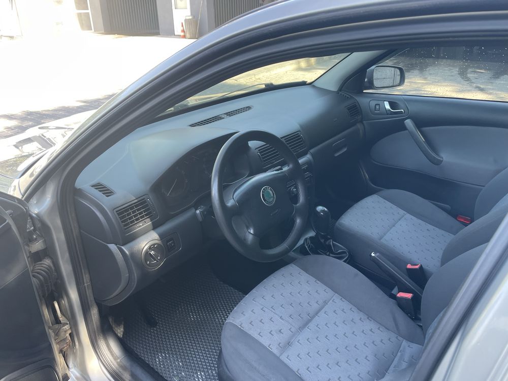 Skoda Octavia 1.6 mpi, газ/бензин, 2009 рік