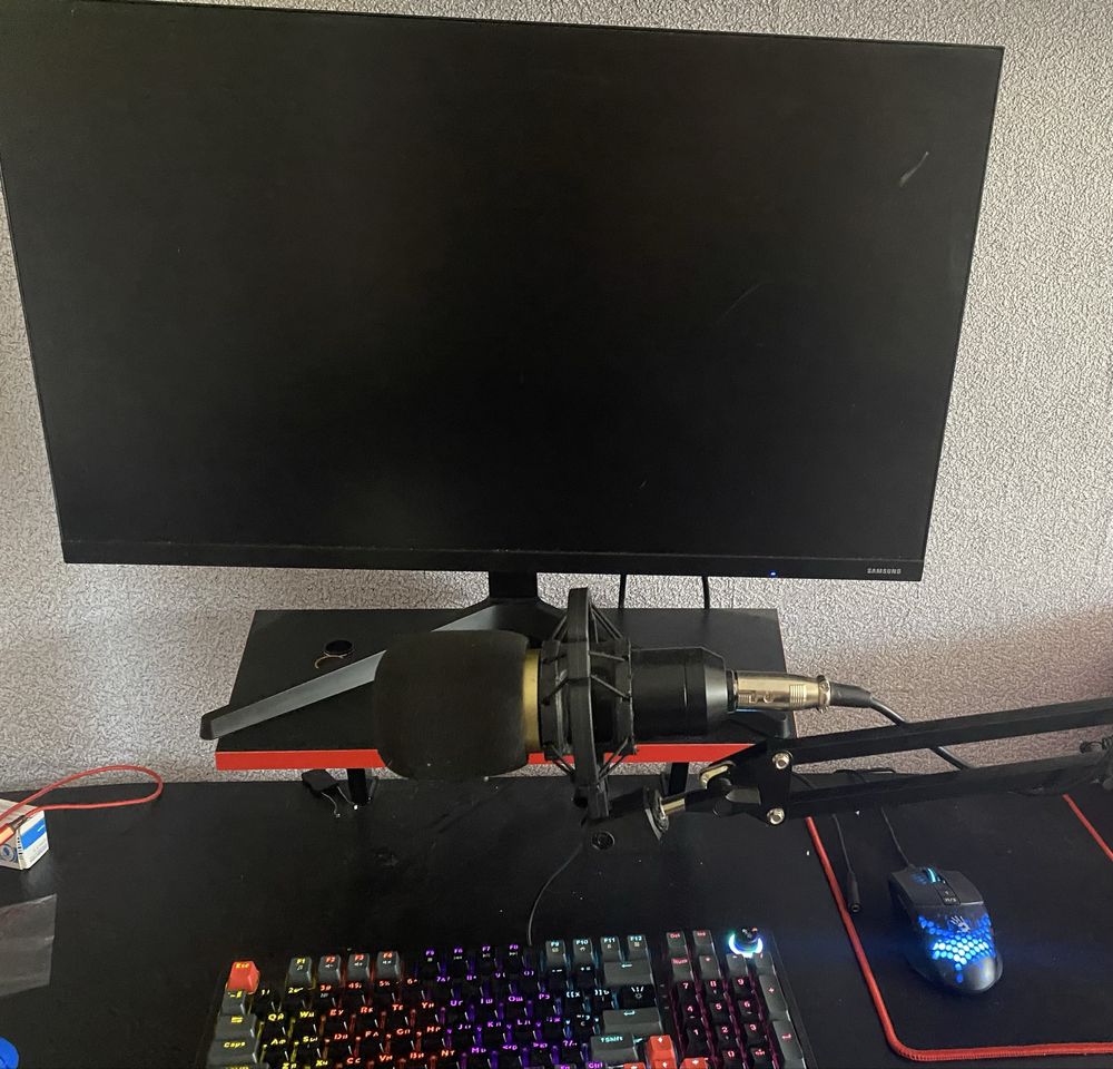 Продам Монітор Samsung Essential Monitor T35F 27 дюймів