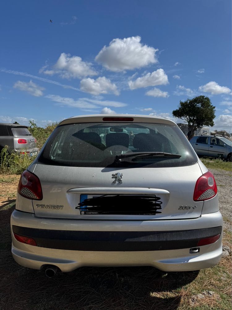 Peugeot 206+, 2011