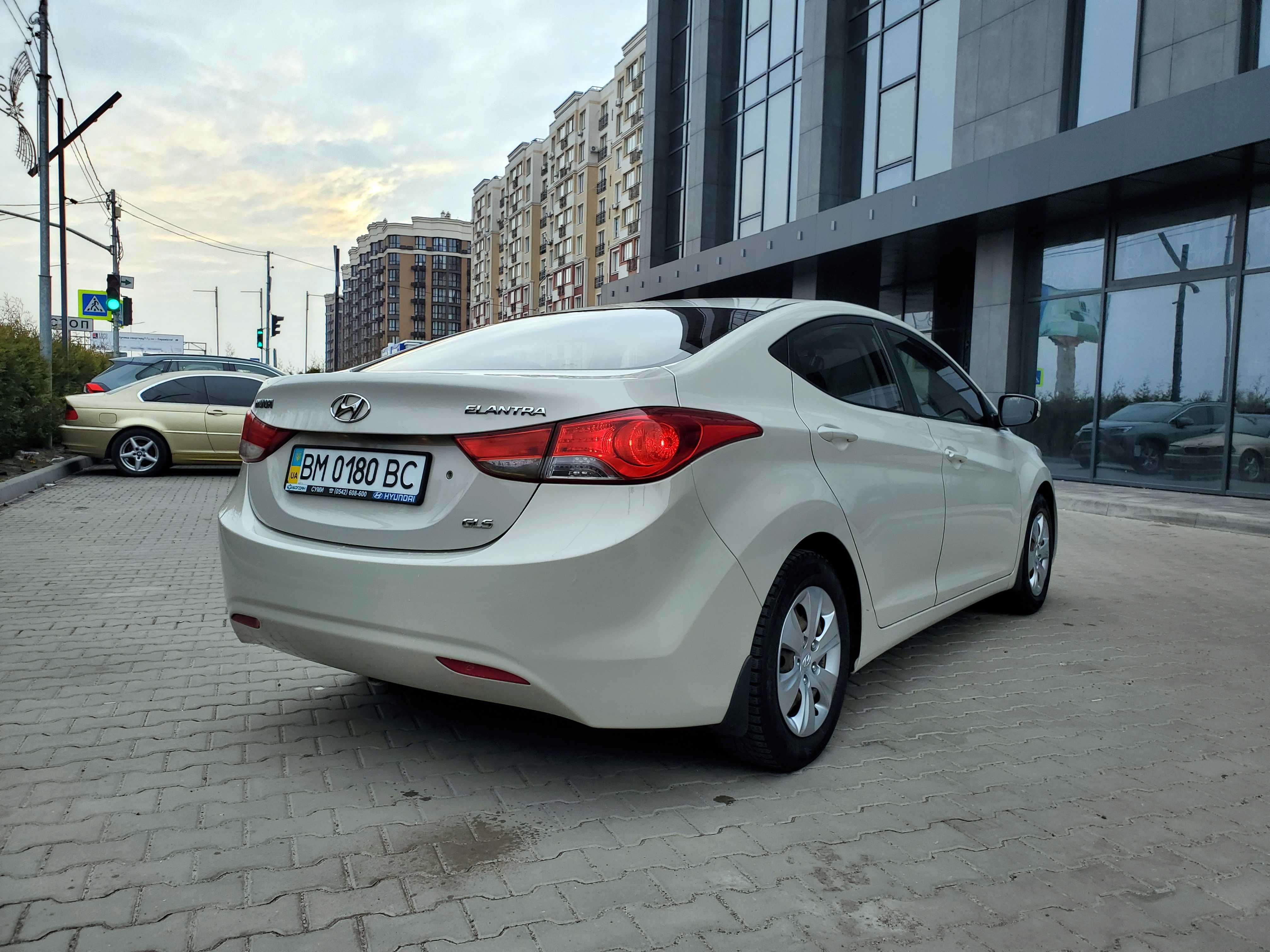 Hyundai Elantra 2013