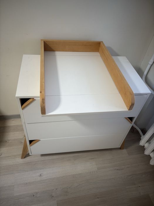 Комод з пеленальним столиком