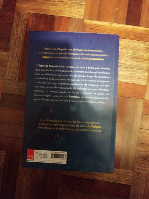 Livro " Sadokan e os piratas da malásia"