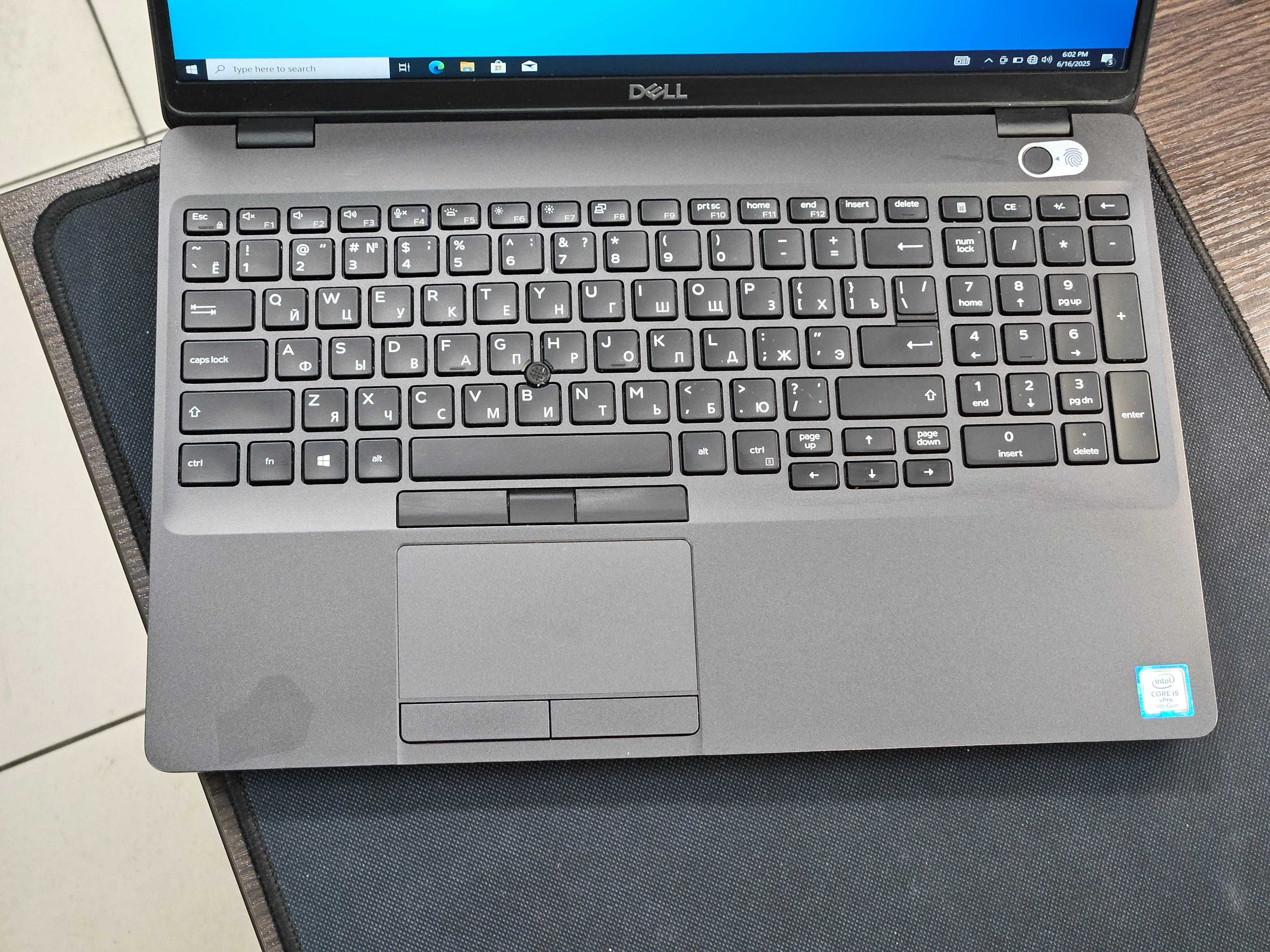 Dell Latitude 5501 Core i5-9400H Full HD IPS 8/256