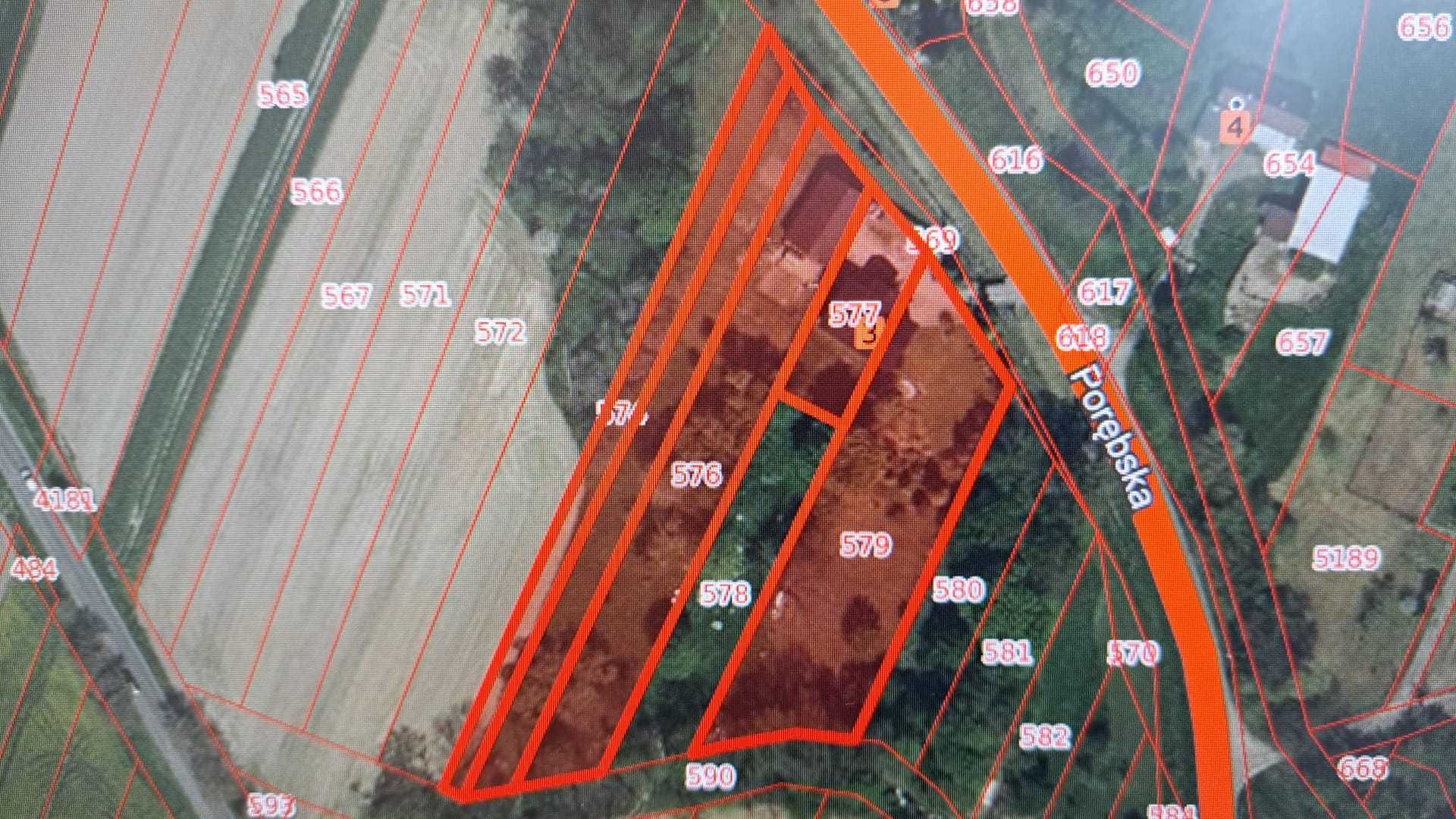 Przestronny dom 160m2 w Leśnicy.