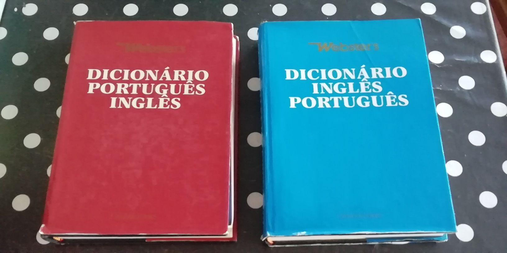 Dicionários português-inglês/inglês-português