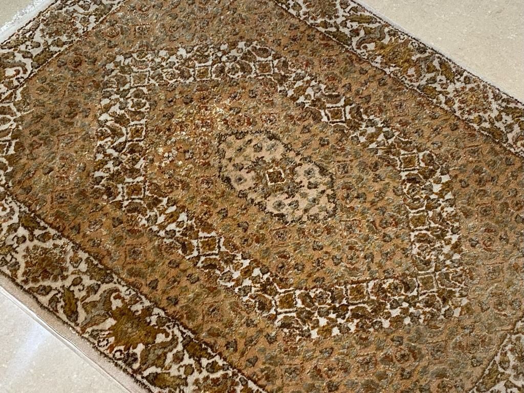 Piękny dywanik Hereke 96 # 63 Drobno tkany wełniany