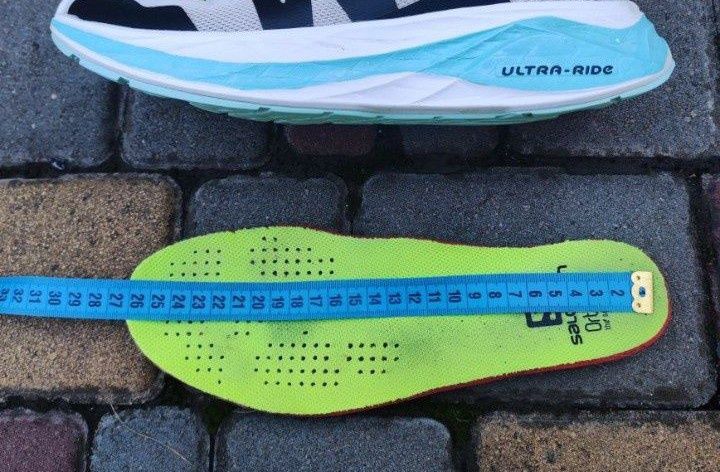 Кросівки Salomon Glide Max