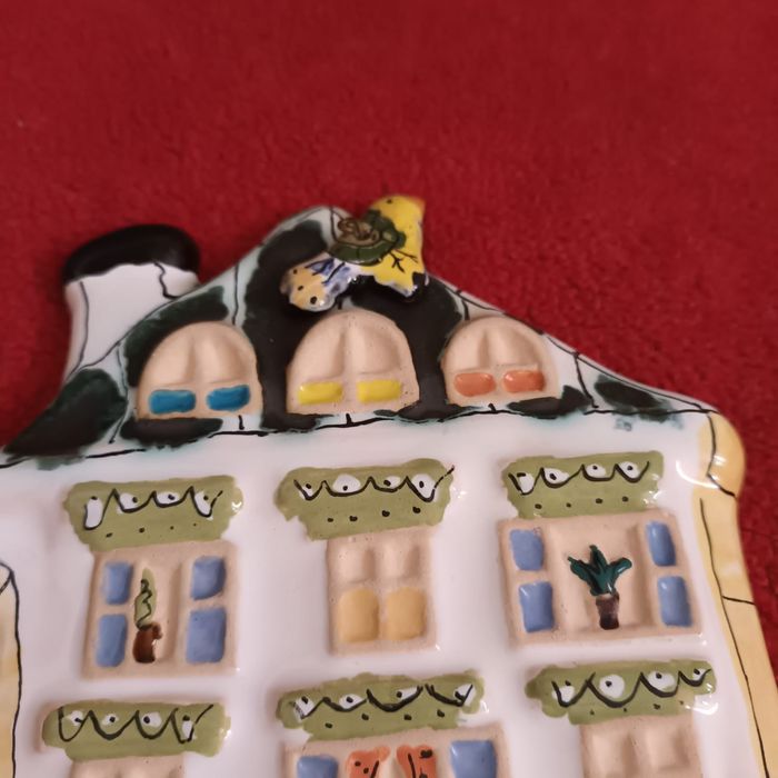 Śliczny domek porcelana z galerii sztuki CUDO