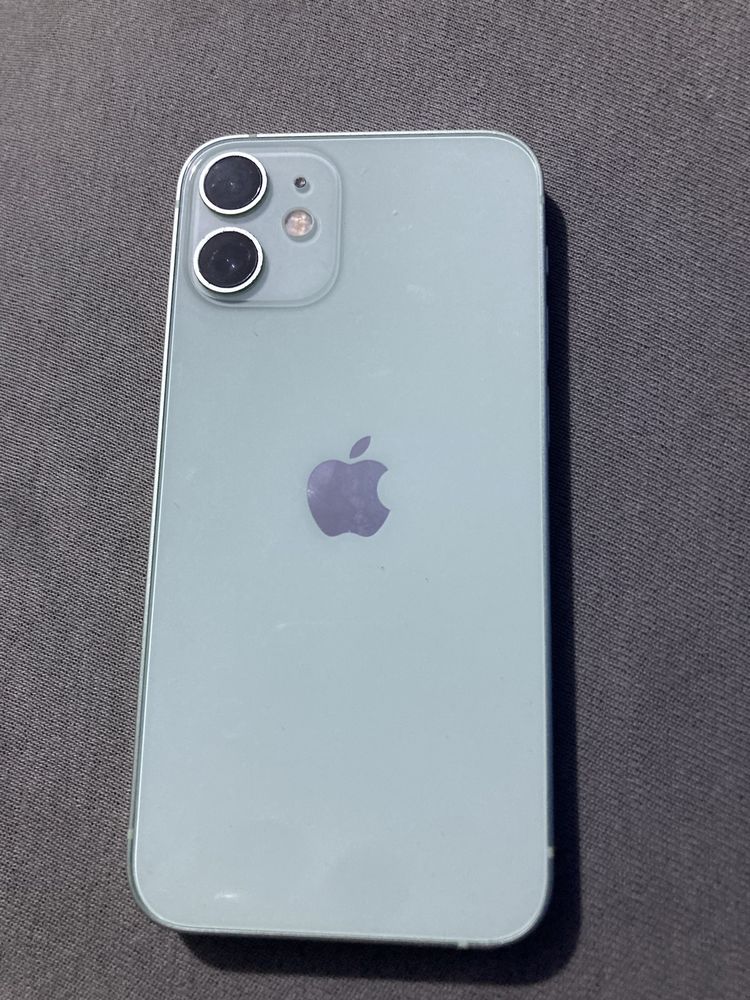 iPhone 12 mini 96% kondycji