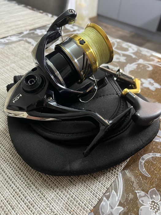 Продам катушку Shimano Nasci 4000