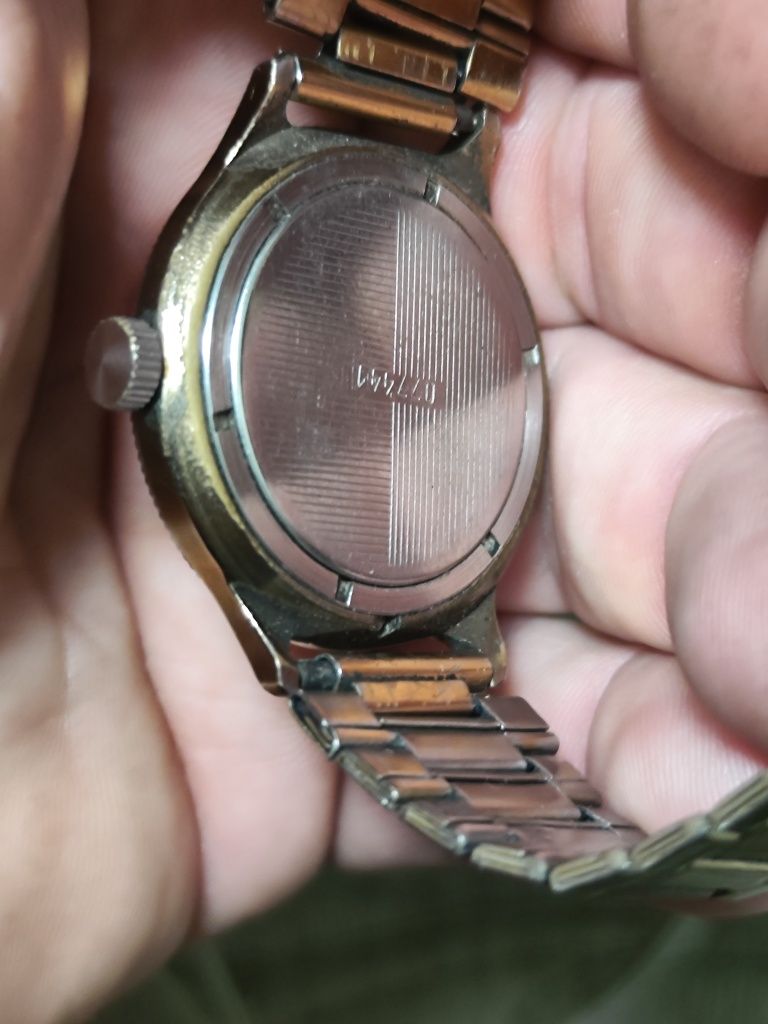 Продам часы восток ( мишень)