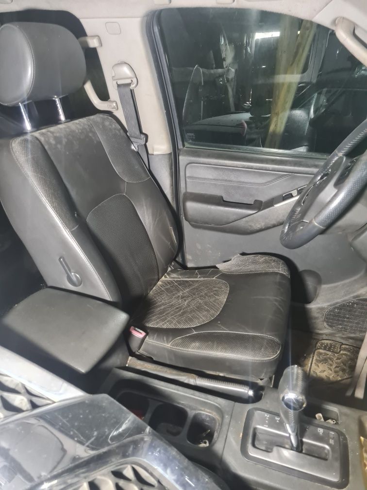 Navara D40 2,5 Automat