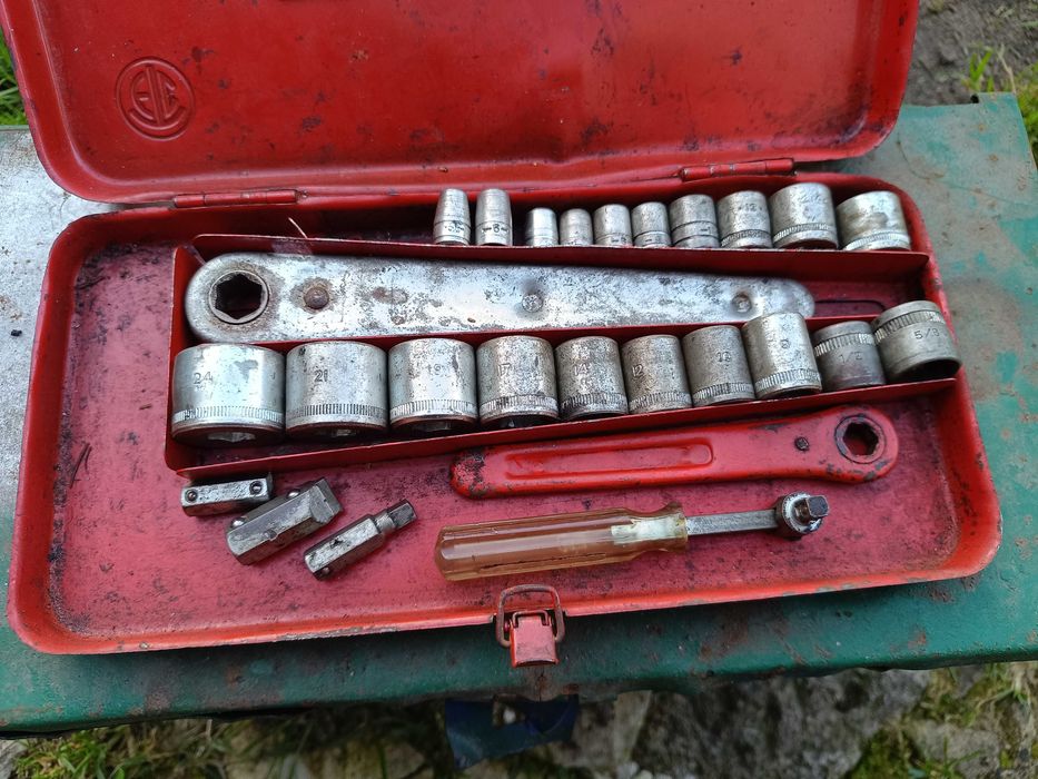 Stare klucze nasadowe