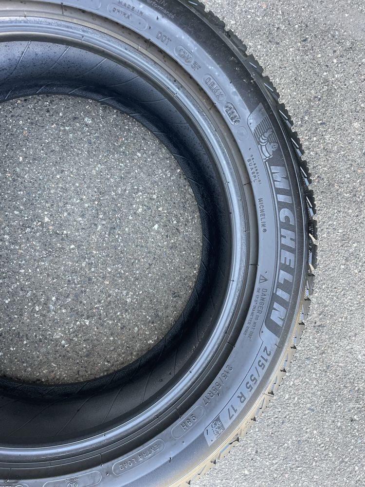 215/55R17 Michelin X- ICE SNOW