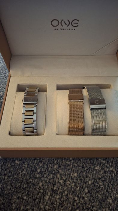 Relógio senhora ONE