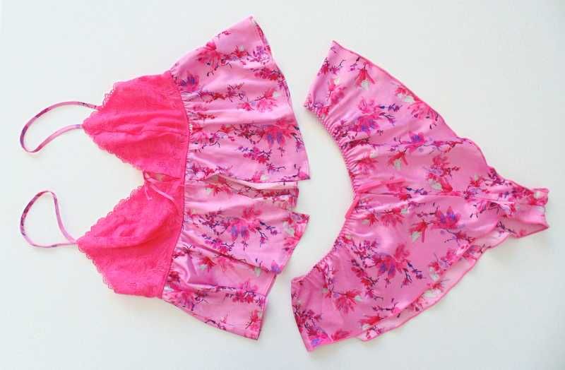 George Entice śliczna piżamka damska z koronką L