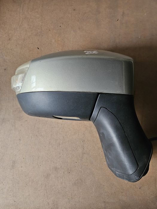 Ford Kuga Mk 1 lusterko lewe 8pin 9 kabli
