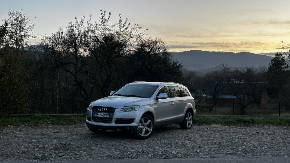 Нерозмитнена ауді Q7 3.0 тді