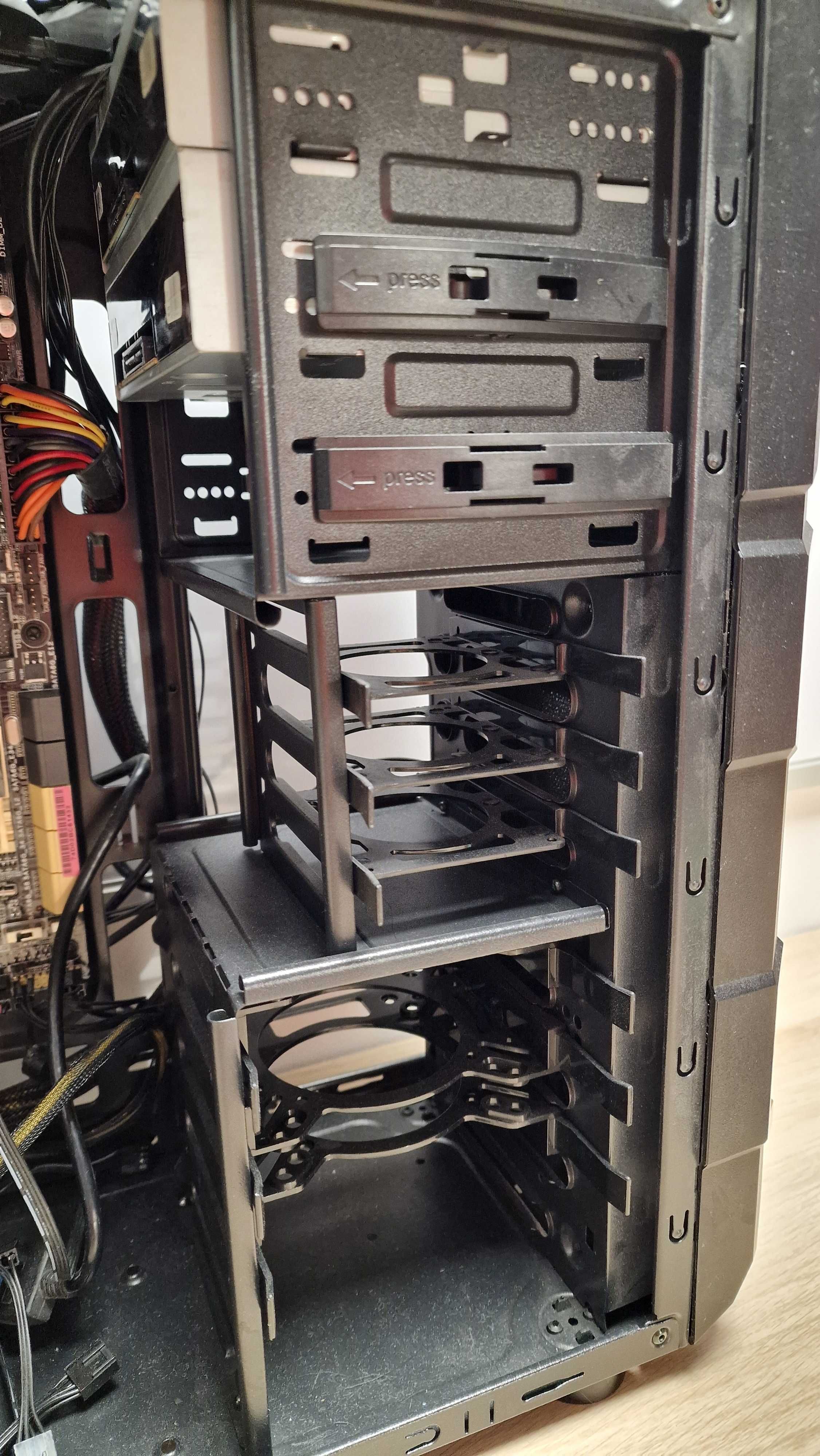 Komputer i7-4770 (3,4GHz), 16GB RAM 1600MHz, zasilacz OCZ 700W