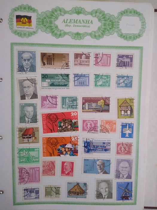 Coleção de selos postais antigos